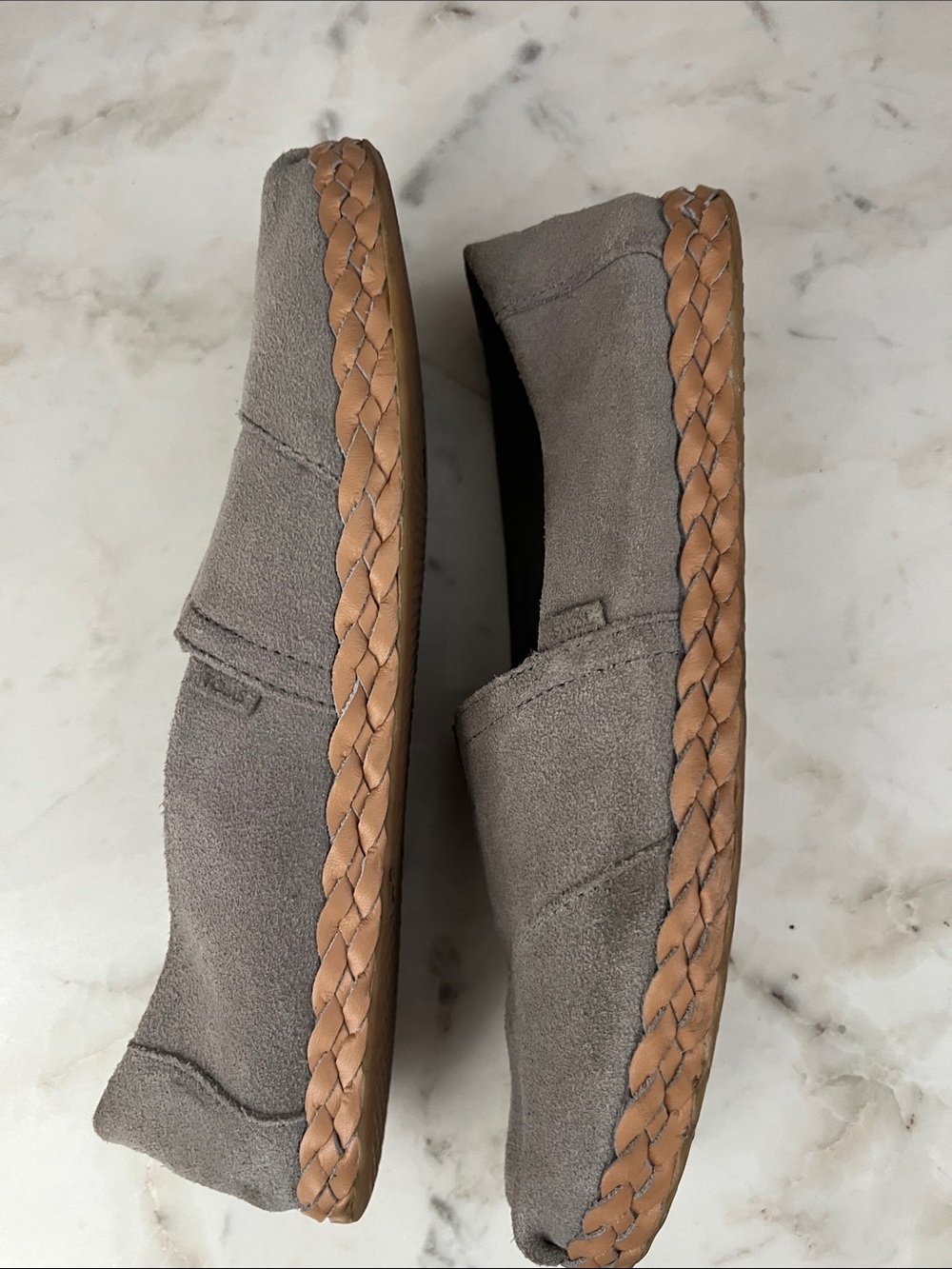 TOMS Grey/Taupe Suede Women’s Slip-On Loafers with Leather twist band. - Picture 3 of 7